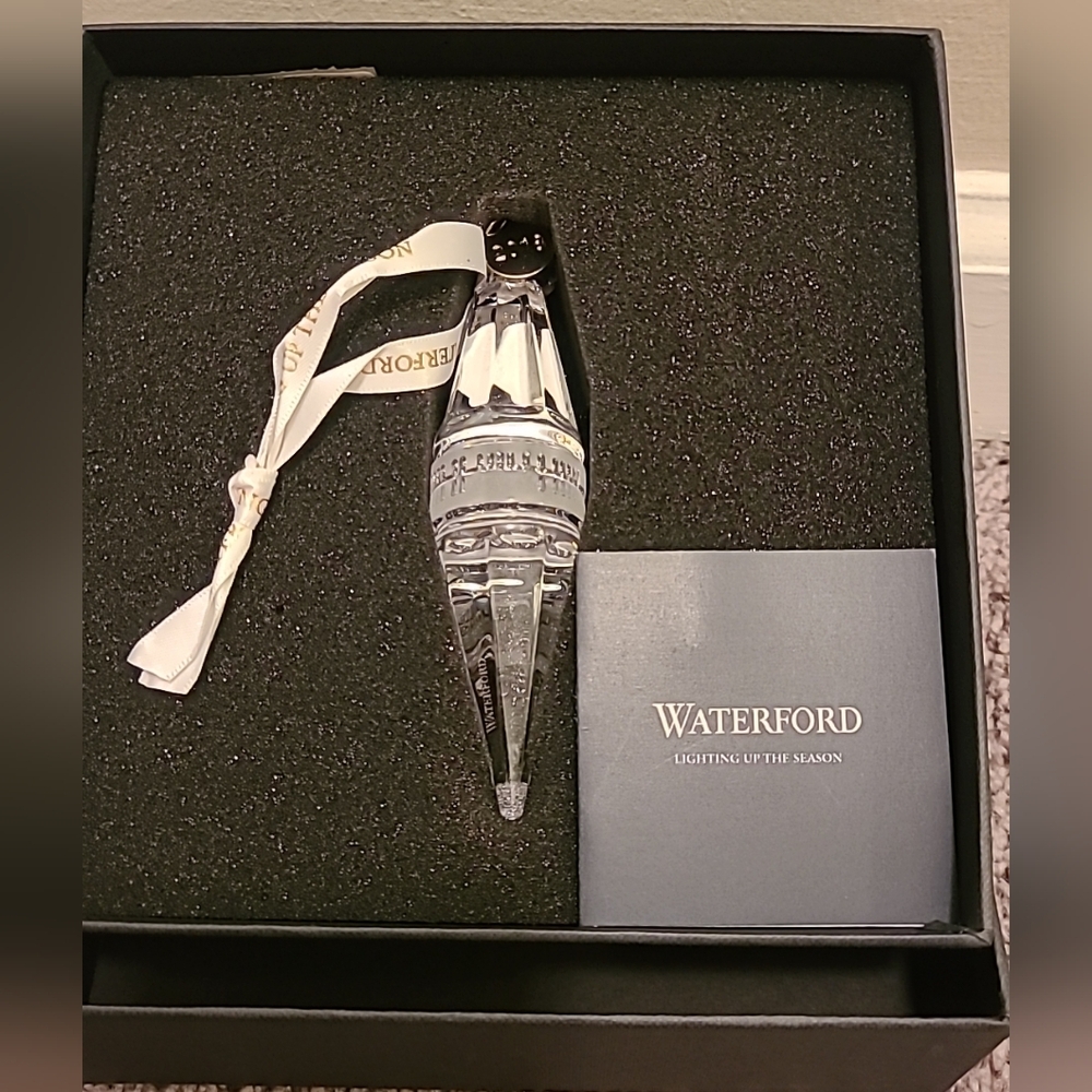 NIB Waterford Lead Crystal 2018 Ogham Peace Icicle Christmas Tree Ornament